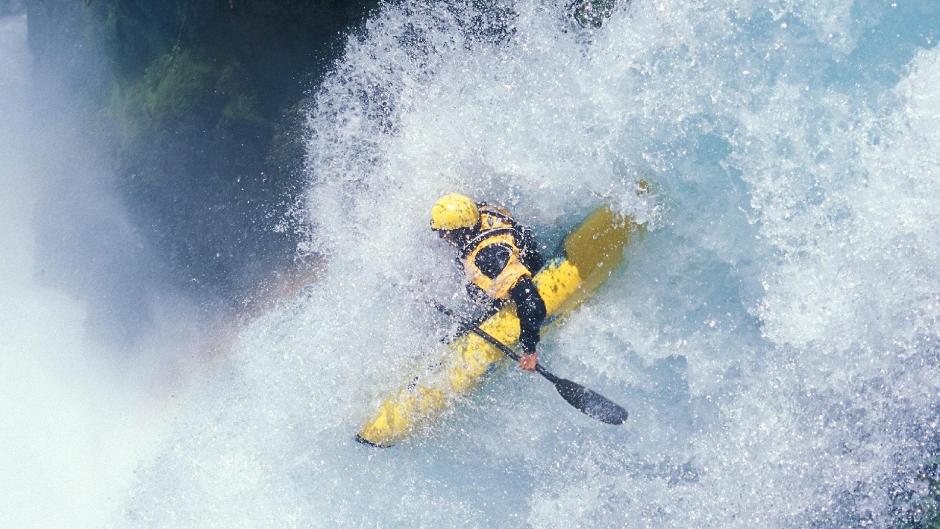 JiuyouAPP下载-保利娜·普费夫跳台赛场突破自我，保加利亚普罗夫迪夫音乐舞蹈美术学院