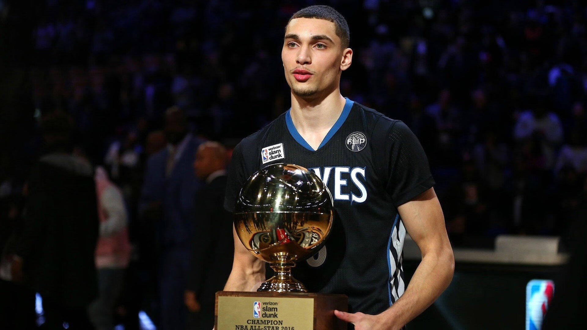 菲尔米诺与马内的配合助利物浦走向胜利